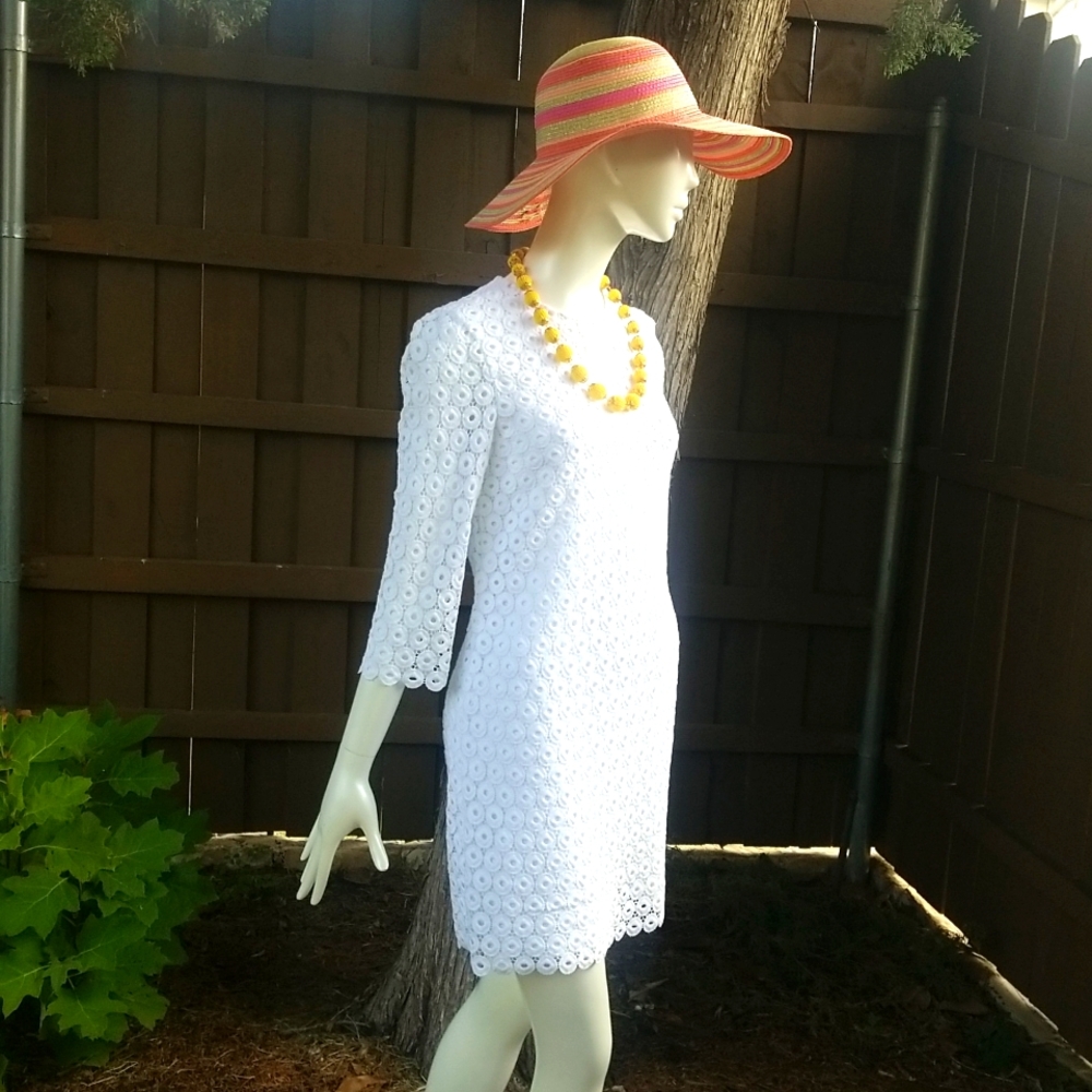 Beautiful Lilly P White Eyelet Dress!!🍦🍉